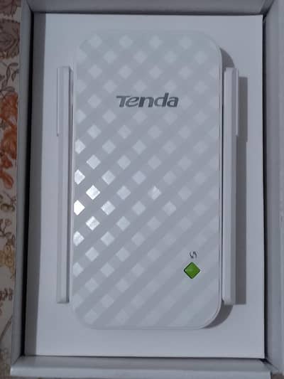 Tenda Wi-Fi extender / repeater