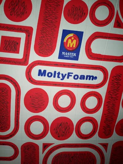 Master Molty Foam mattress A1 genuine king size 4 inche slightly used