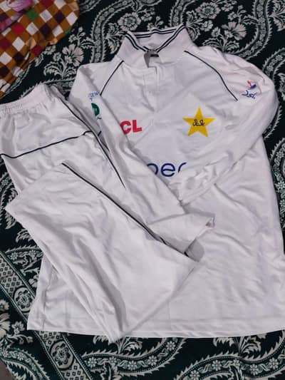 Hardball cricket kit trouser/shirt