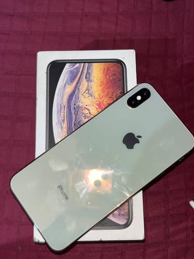 iphone xs max good condition