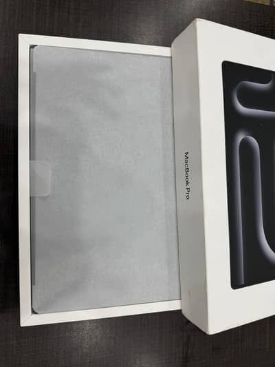 Apple Macbook Pro M4 Pro