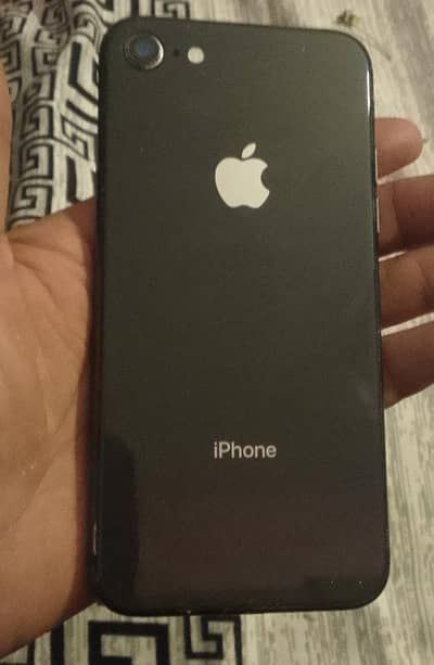 iPhone 8 non Pta used