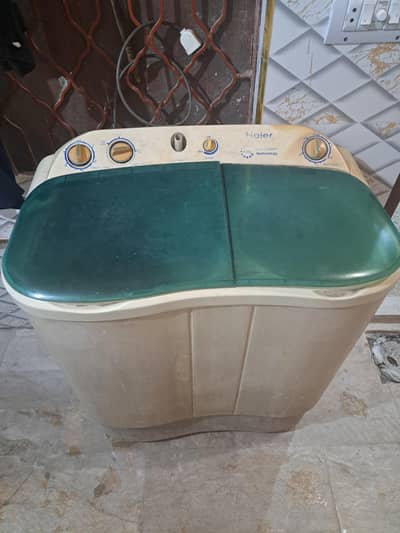 Haier Twin Tub 8 KG Washing machine cum spinner 0,3,4,3,4,4,4,8,7,6,7