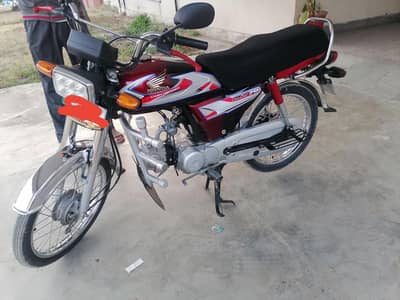 Honda CD70 2017