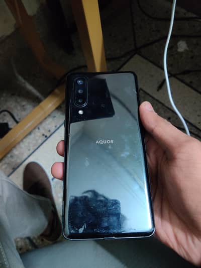 Aqous Zero 5G and Xperia 5 mark 2