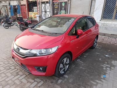 Total genuine 2015/19 full option honda fit