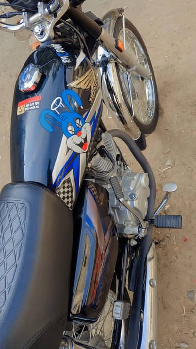 Honda CG 125 black Color 2025 model Lush Condition Urgent Sale