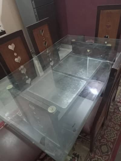 Sell, Six Seater Dining Table
