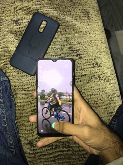 one plus 6t phone non pta hyy Best for camera