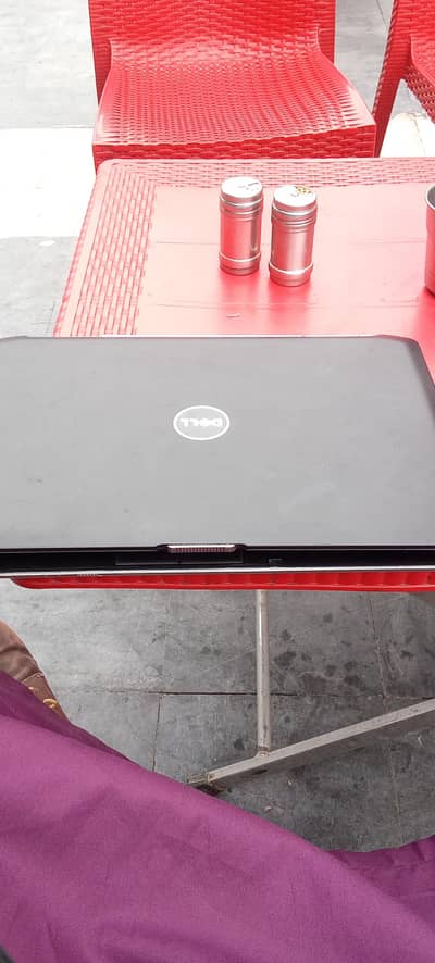 Dell I core 3 lap top for sale