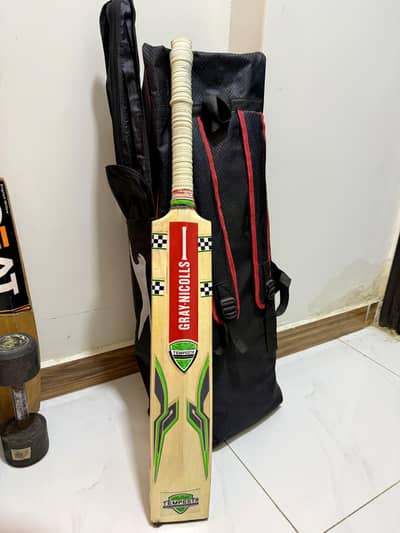 Gray Nicolls Hardball Bat