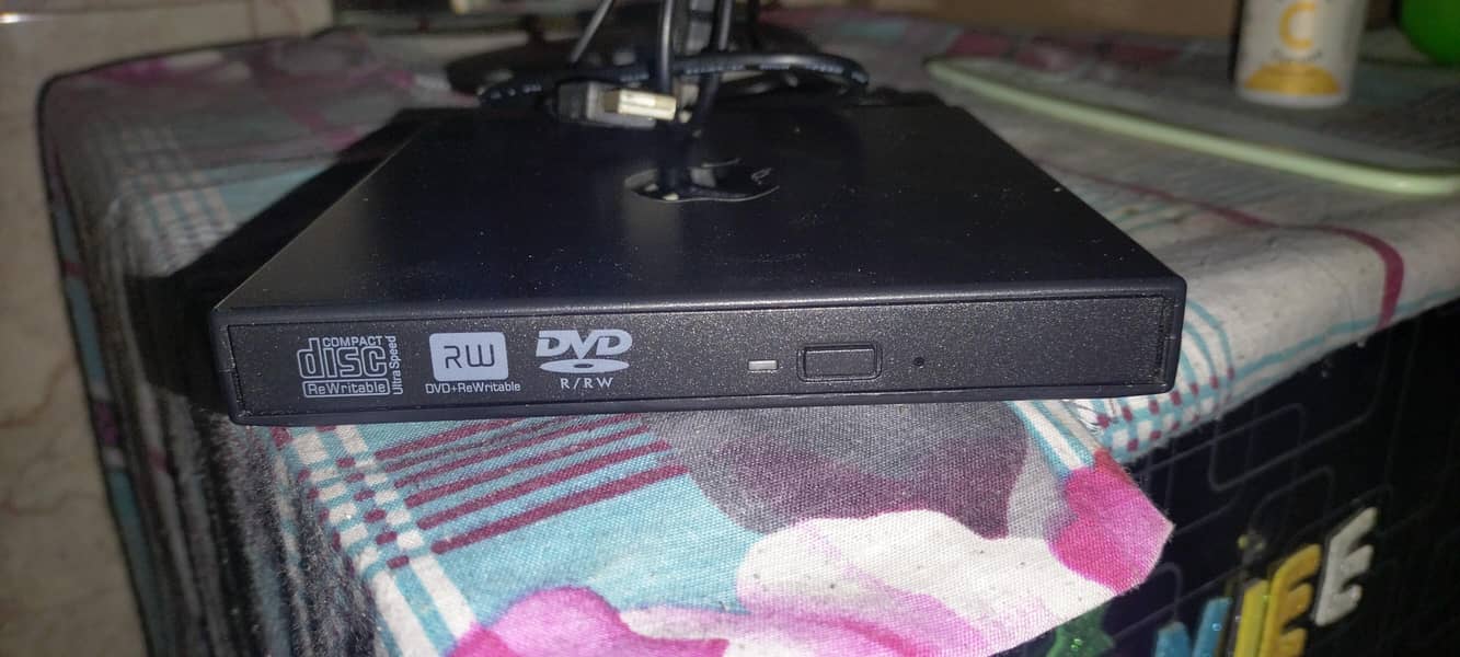 DVD player +  PC +  Rewriteable 0