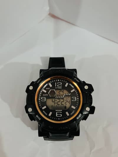 Casio sports watch in premium quality all features available