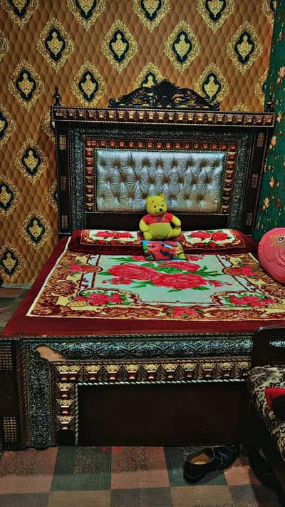 Double bed king size dressing table and 2 side table