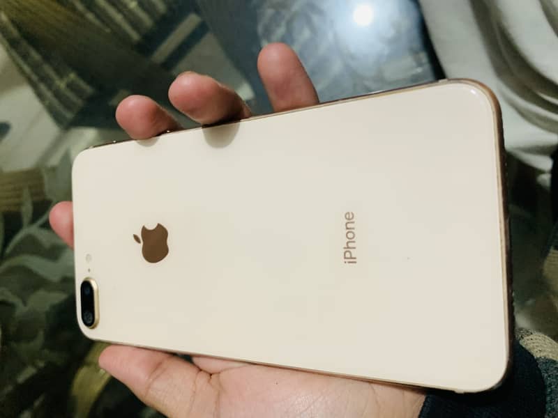 Iphone 8+ 3