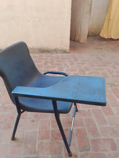 Study Chair with Writing Pad – Strong Condition (Used)