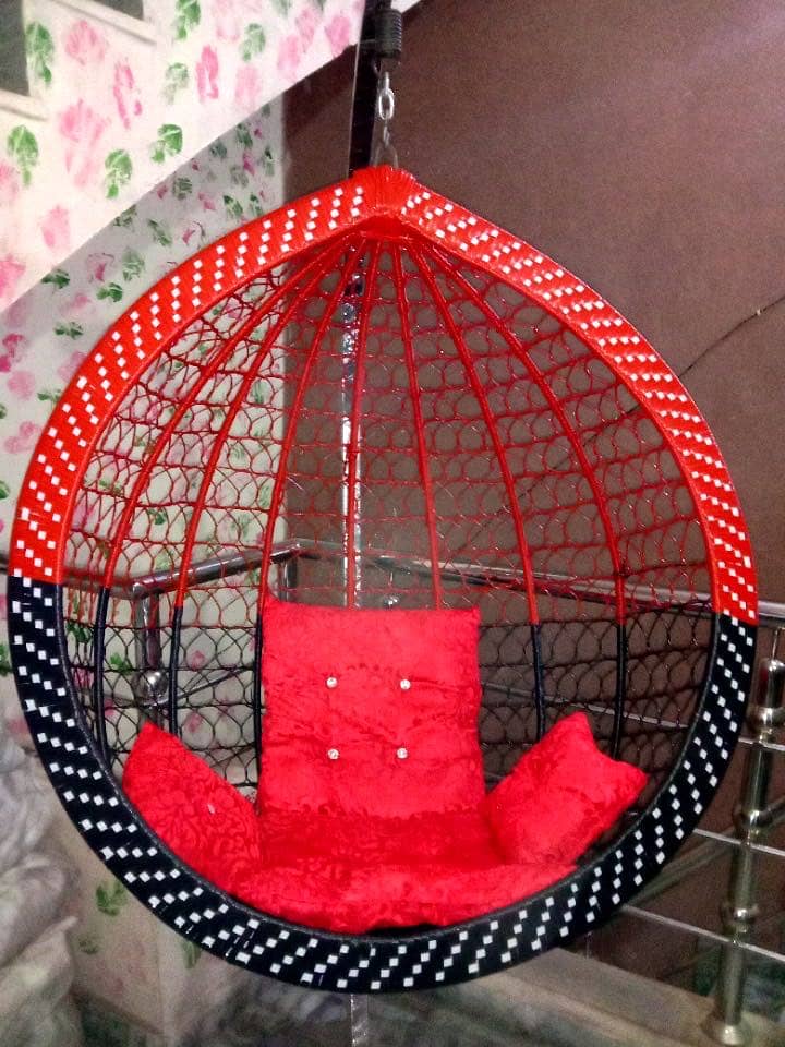Single Cup Swing 1