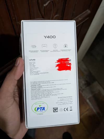 vivo y400. . . 10/10 condition. .