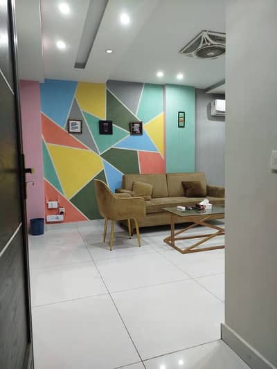 1 BED LUXURY FURNISHED FLAT FOR RENT MAIN BULEVARD NEAR TO EIFFEL TOWER QUAID BLOCK BAHRIA TOWN LAHORE