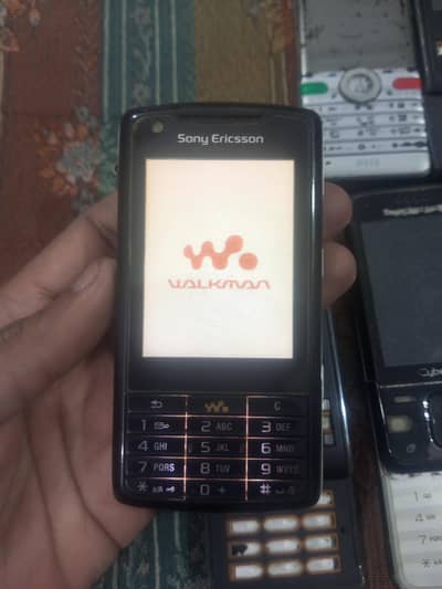 Sony Ericsson W960i