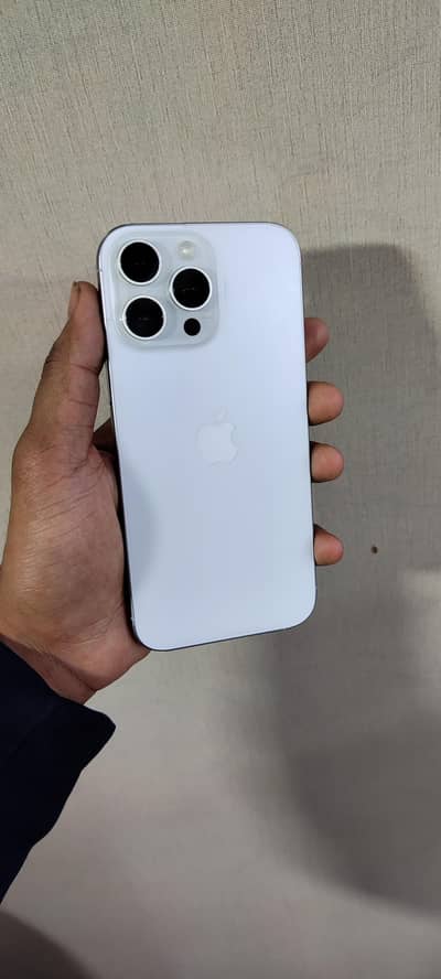 16 pro max Factory unlock 94 battery  health