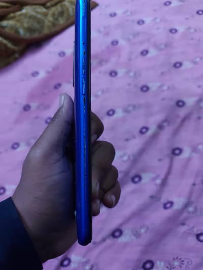 realme 5 ram 4gb 64gb memory only set with cnic