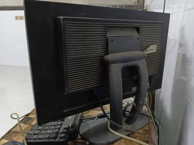 Samsung LCD  22 inch