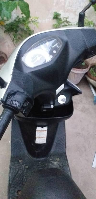 Brand Suzuki and Japan exported