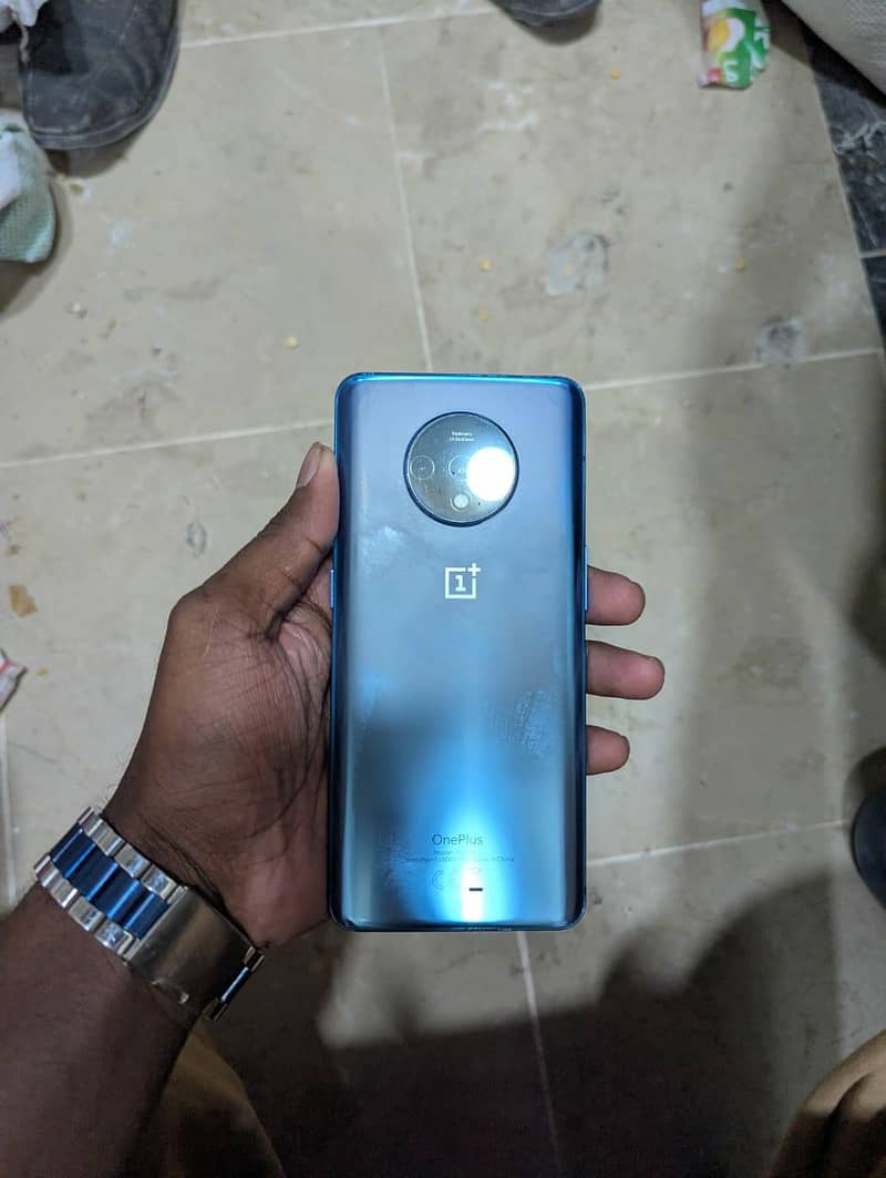 OnePlus 7T 1