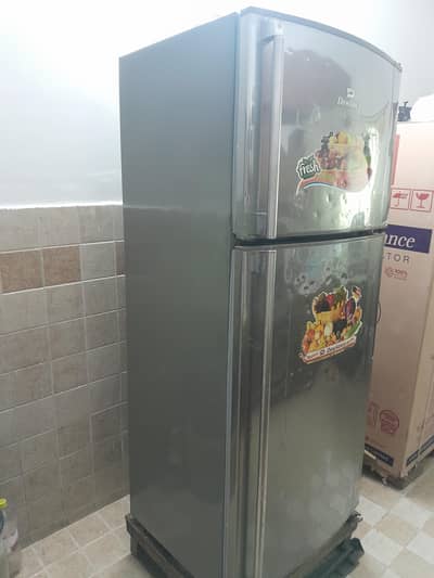 Dawlance fridge for sale