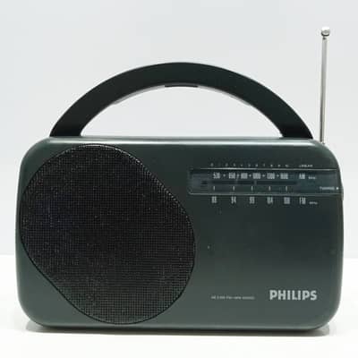 1985 Philips AE-2100 FM/MW Portable Radio with Excellent Reception