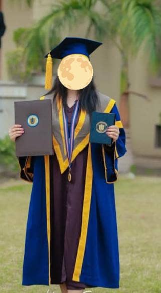 Graduation / Convocation Gown – Like New (Used Once)