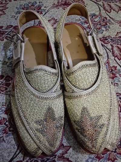 Tallay Wali Jutti for Groom