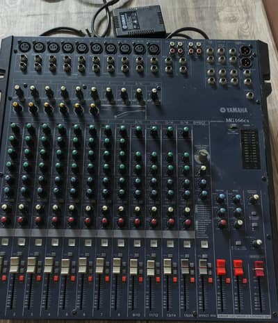 Yamaha MG166cx