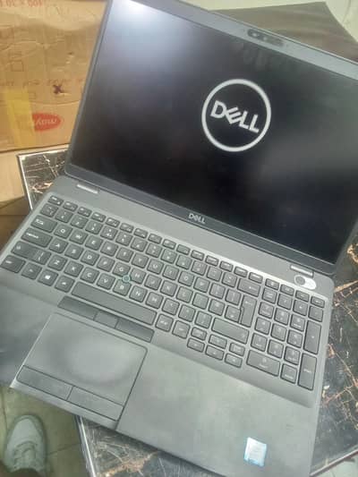 dell latitude 5501 9th generation cori i7 2 Gb graphics cards