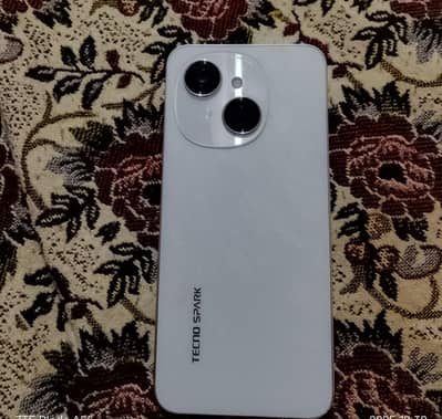 Tecno Spark go 1 4/64