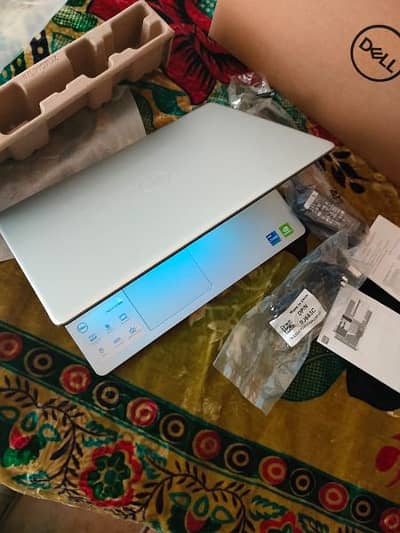 Laptop dell core i7 11th generation complete box ma