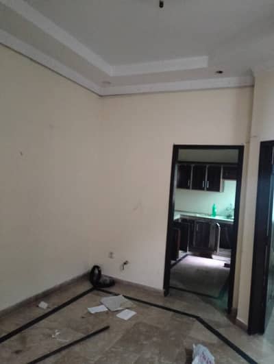 4.5 Full House Available For Rent