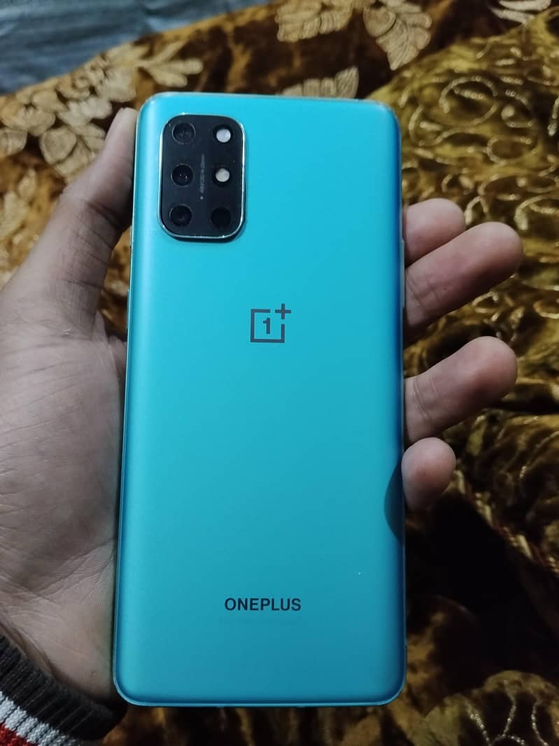One plus 8T 1