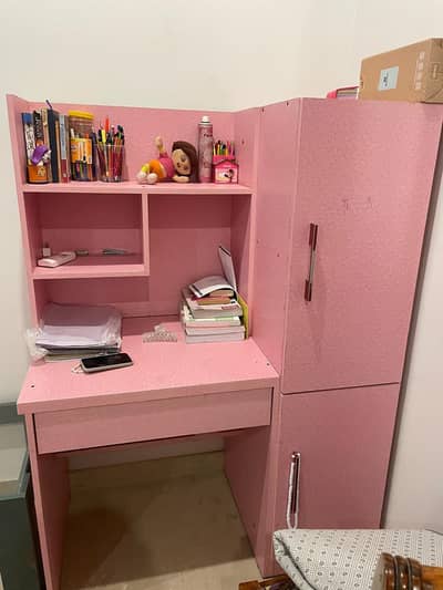 PInk bed set with pink study table