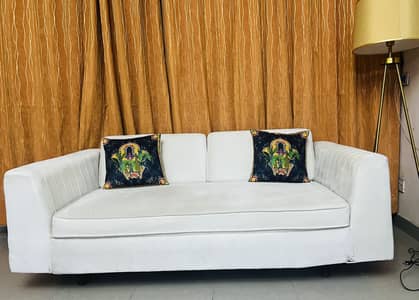 Habitt style sofa set (5 seater)