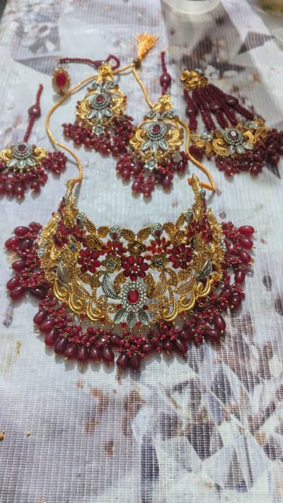 Elegant Bridal Jewellery Sets – Used Once – Best Price
