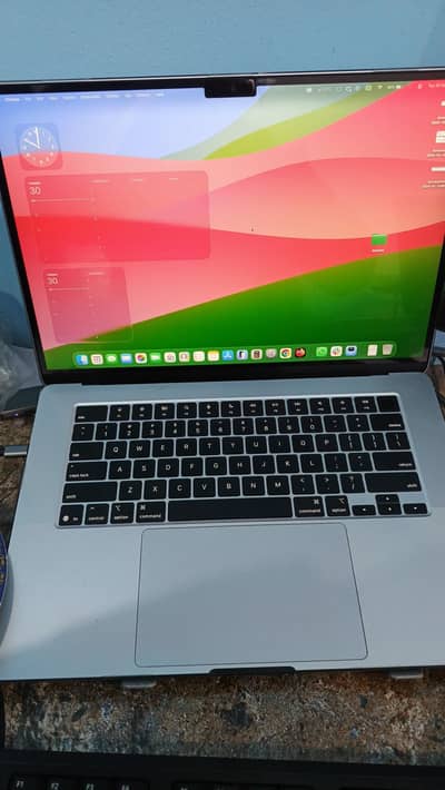 Macbook Air 15" M4, 16/512 GB, battery cycle 3 only sky blie