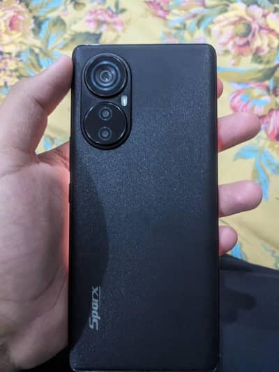 sparx edge 20 pro 8 256 gb