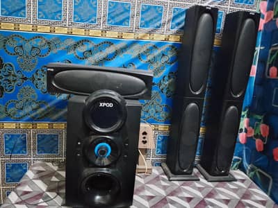 xpod brand speakers for sale urgent
