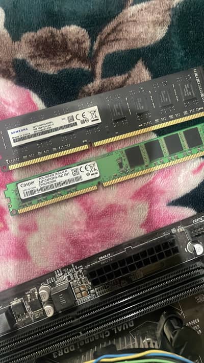 8 + 8gb ddr3 Pc ram sticks 1600mhz