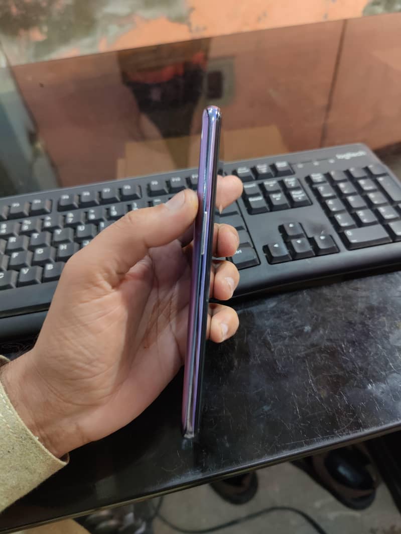 OnePlus 9 4