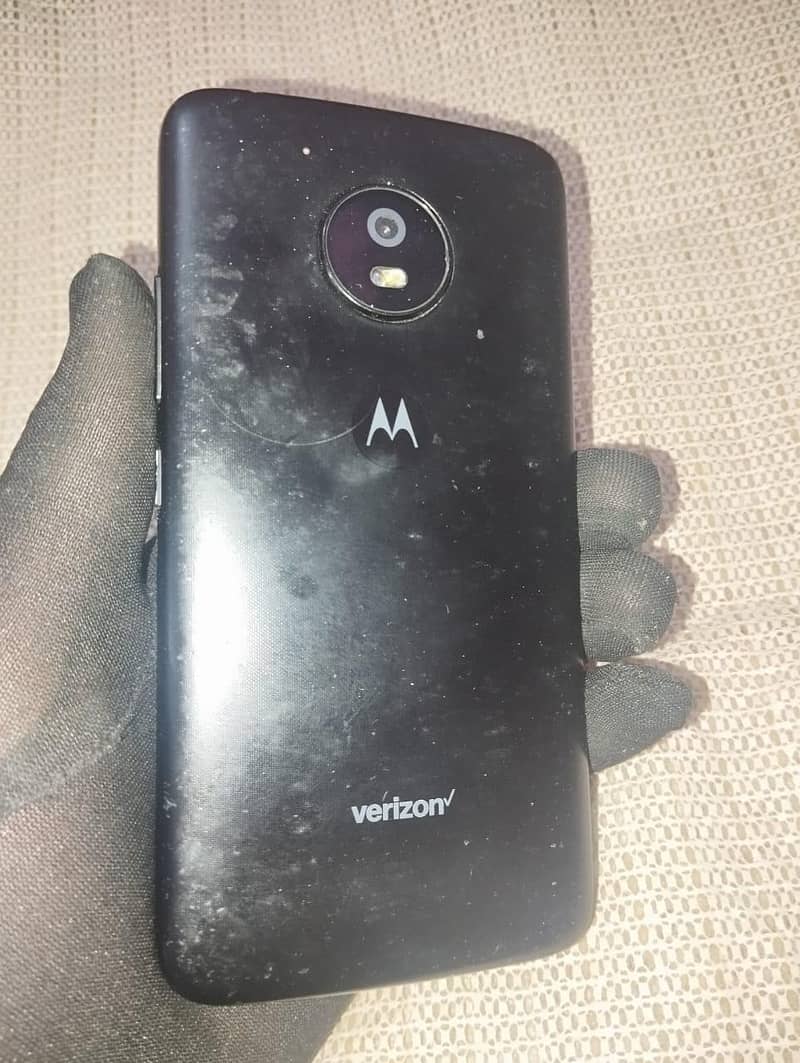 Moto e4 2