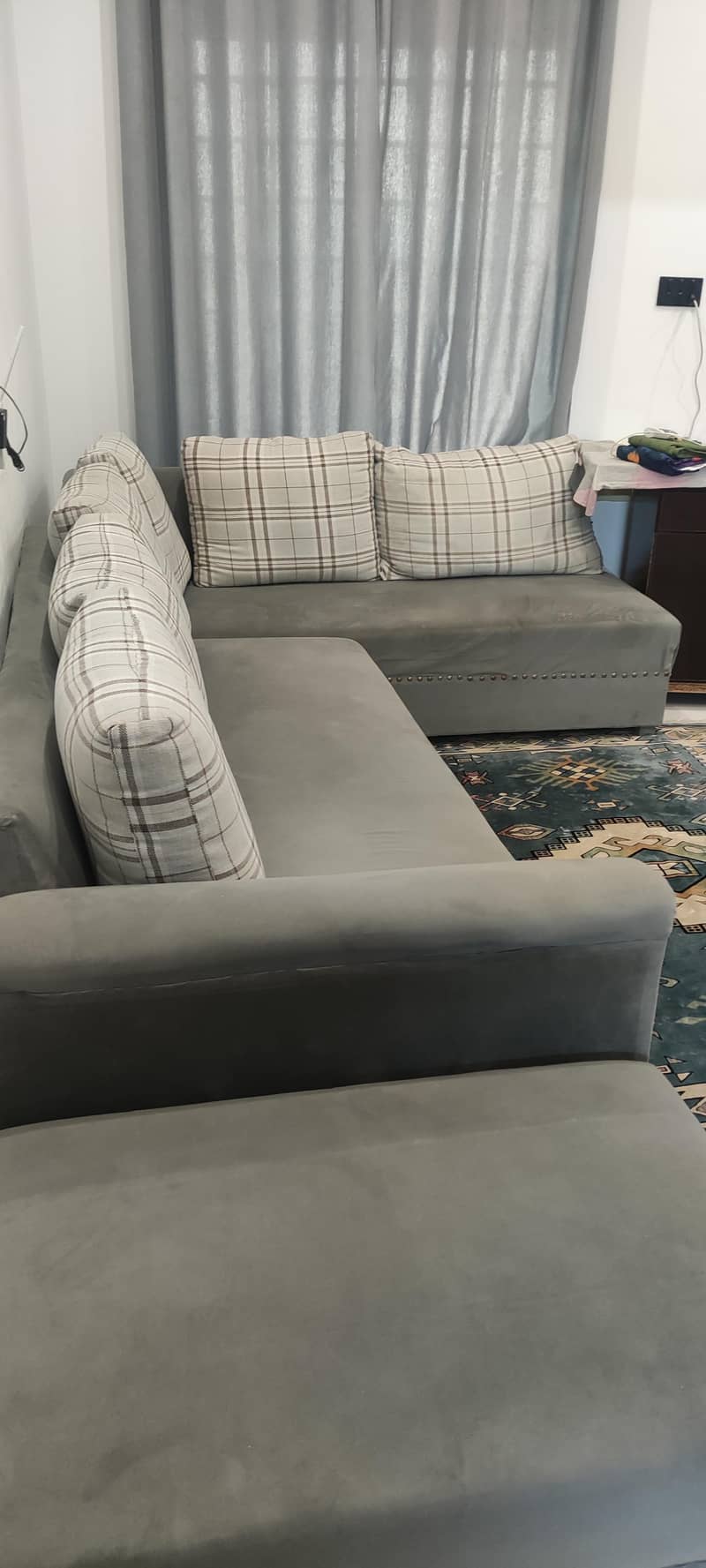 7 seater sofa 0