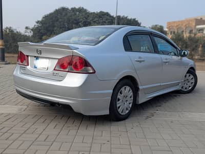 Honda Civic 1.8 Vti Prosmetic